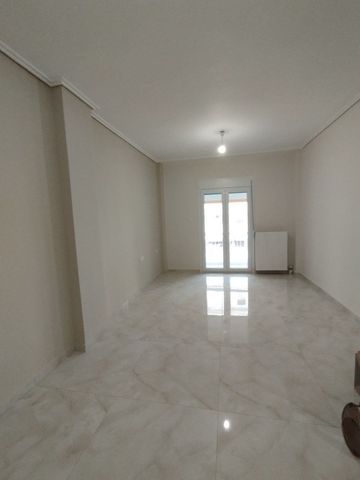 Διαμέρισμα για ενοικίαση Κέντρο (Καρδίτσα) - Photo 4