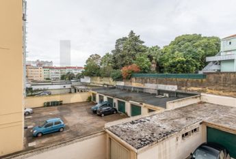 Apartamento T3 em Lisboa