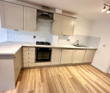 1 Bedroom Apartment To Let - Photo 3