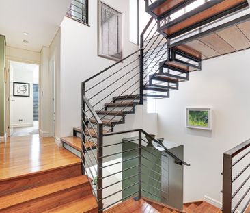 Furnished Executive Rental - Three Bedroom with Separate Study + Pa... - Photo 1