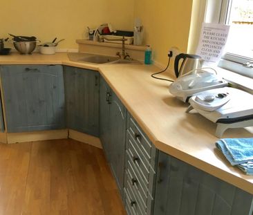 10 bedroom house of multiple occupation to rent - Photo 3