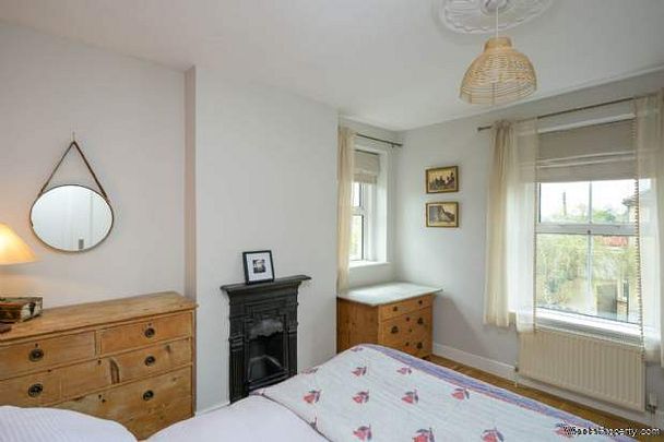 3 bedroom property to rent in Corsham - Photo 1