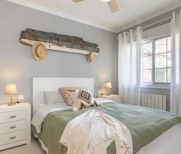 2 Bedroom Apartment For Rent in Estepona, Málaga - Photo 3