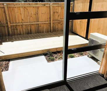 Urban living at its best | Available mid-July - Photo 5