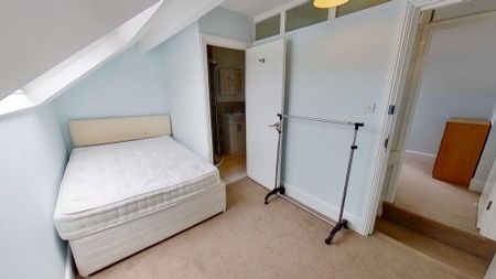 4 bedroom terraced house to rent - Photo 4