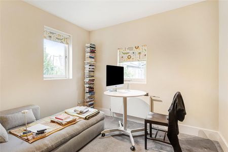 4 bedroom terraced house to rent - Photo 5