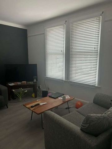 7 Bed Semi-Detached House, Castle Boulevard, NG7 - Photo 2