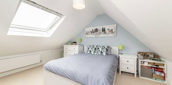 Conyers Road, SW16 6LR, London - Photo 2