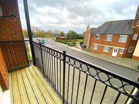 Romney Point, Repton, TN23 - Photo 5