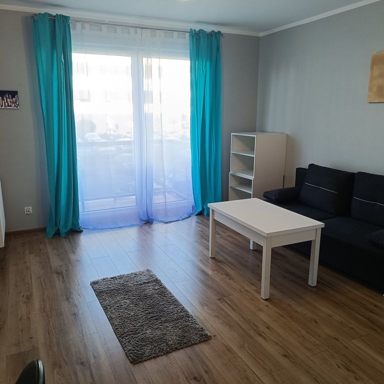 Umeblowana kawalerka z balkonem. - Photo 1