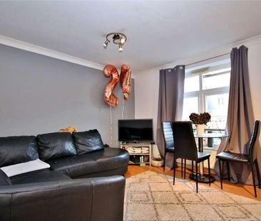 York Road, Woking, Surrey, GU22 - Photo 1