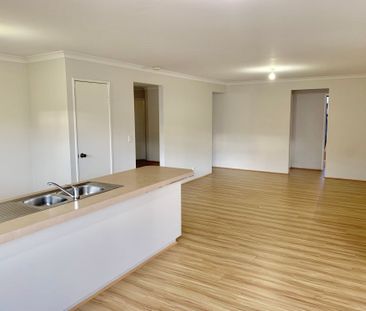 Cannington - Photo 2