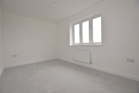 3 bedroom terraced house to rent - Photo 3