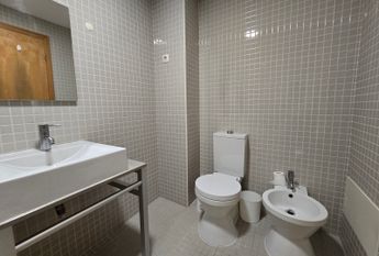 Furnished and equipped T0 flat next to Wisteria!