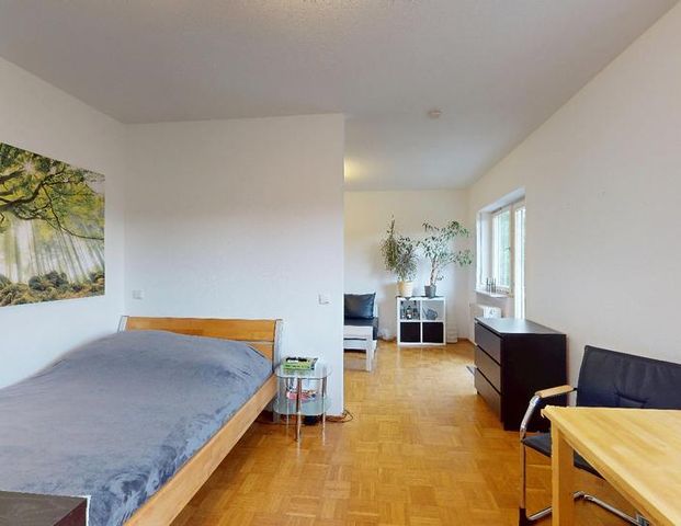 großzügige 3-Zimmer Wohnung mit Balkon, Gartenblick und Küche - Foto 1