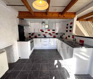 2 bedroom cottage to rent - Photo 2