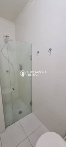 Sobrado com 3 quartos e 249m² para alugar em Demarchi, São Bernardo do Campo. - Foto 5
