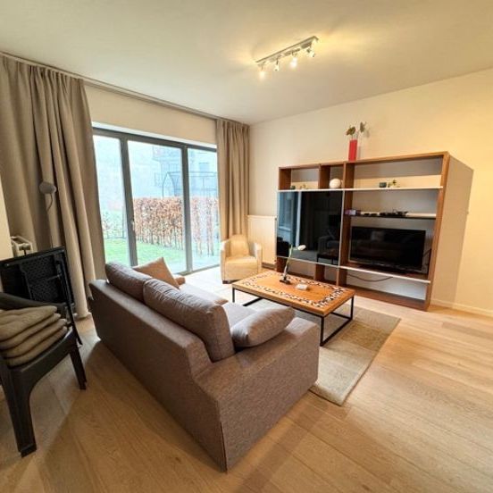 Appartement te huur - Photo 1