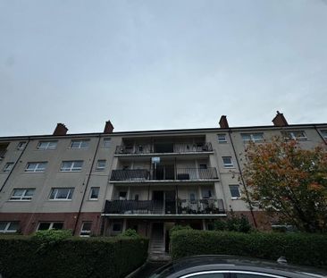 3 bedroom apartment to rent - Photo 3