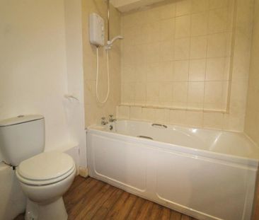 2 Bedroom Apartment To Let - Photo 5
