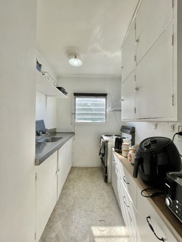 One Bedroom Unit Central Petone - Photo 5