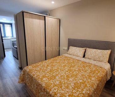 Valencia, Valencian Community - Photo 4