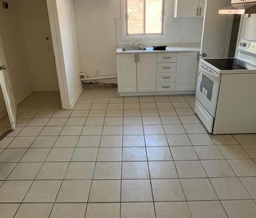 3 ½ Tétreaultville – Electros inclus - 1200$ - Photo 1