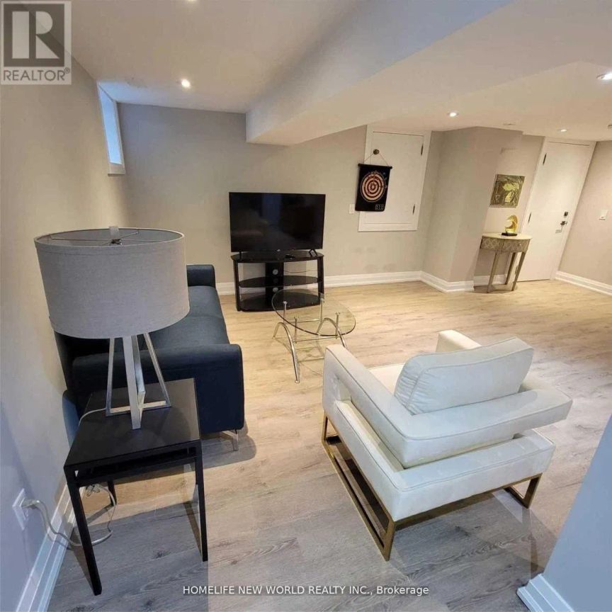 41 BRUCEWOOD CRESCENT - Photo 1