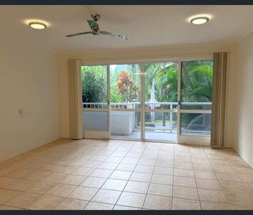 Charming apartment located in Palm Cove. - Photo 1