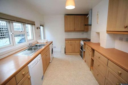 Acquire Estate Agents Amazing Mossford Street House, E3 - Photo 4