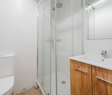 Calle de Leñeros, Madrid, Community of Madrid 28039 - Photo 3