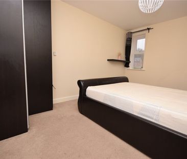 21, Maple Gardens, Leeds, West Yorkshire, LS6 1FL - Photo 2