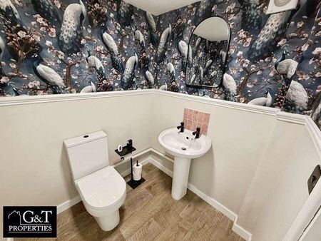 Pheasant Street, Brierley Hill, DY5 - Photo 3