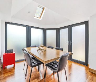 3 bedroom apartment to rent - Photo 5