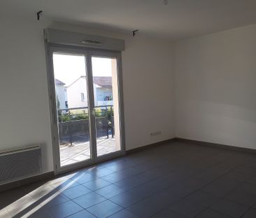 Location Appartement 2 pièces 43m² FROUZINS 31270 - Photo 2