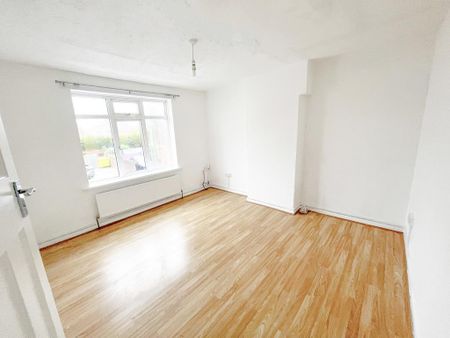 2 bedroom maisonette to rent - Photo 3