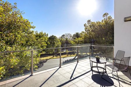 High End, Low Maintenance and Perfectly Plush - Photo 3