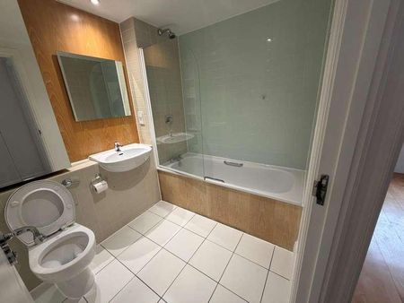 Westferry Road, Canary Wharf, E14 - Photo 2