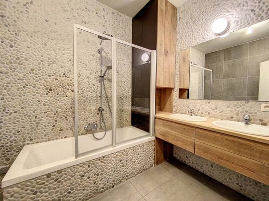 Appartement te huur - Photo 1