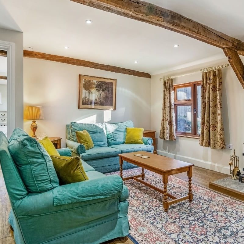 2 bedroom cottage to rent - Photo 1