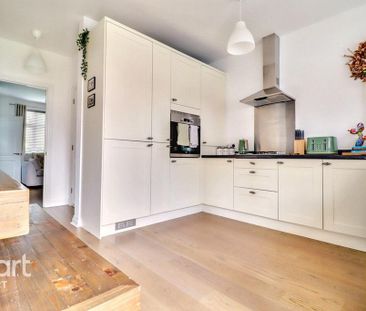 2 bedroom terraced house to rent - Photo 4