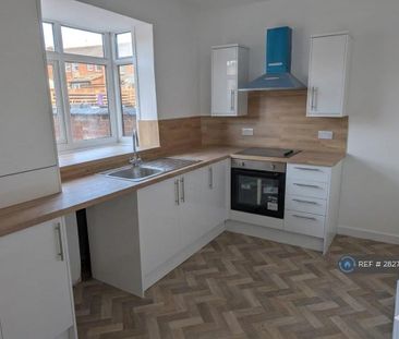 2 bedroom terraced house to rent - Photo 3