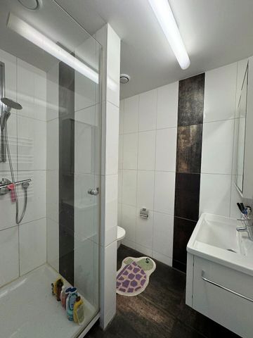 Zeer centraal gelegen ruime studio met mooi terras. - Foto 5