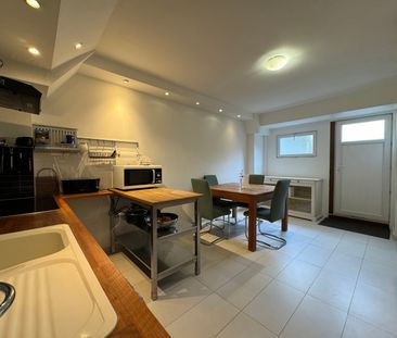 Brand Whitlock - Photo 1