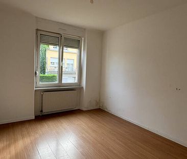 À louer : Appartement 3 pièces en rez-de-chaussée avec cave et jard... - Photo 4