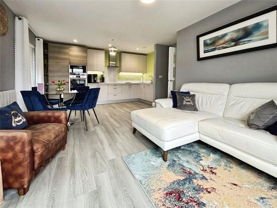 2 bedroom flat to rent - Photo 1