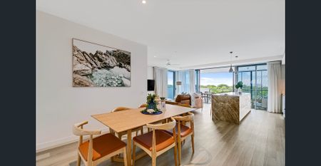 Beachside Bliss: Modern Fully Furnished Apartment Just Minutes from Bokarina Beach - Photo 3