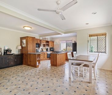 563 D'Arcy Road, Carina QLD 4152 - House For Rent | Domain - Photo 5