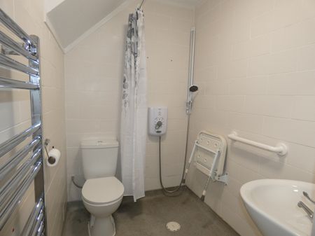 John Street flat 1 - Photo 2