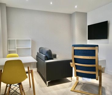 Apartment 2, 14 Deiniol Road - Photo 2